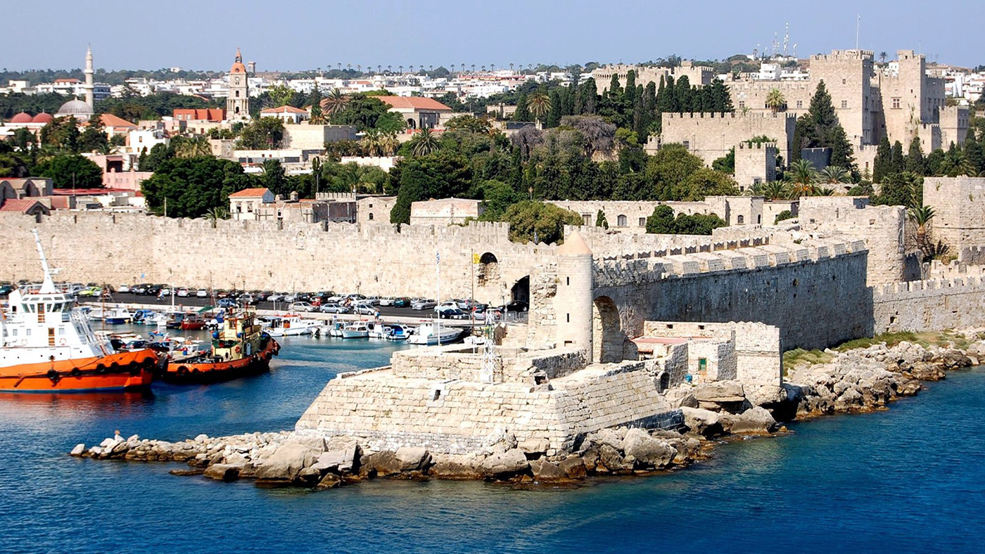 The-Medieval-Town-of-rhodes-–-Mandraki-harbour The-Medieval-Town-of-rhodes-rhodes-island