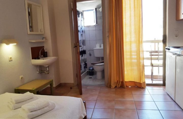 Economy Single Room