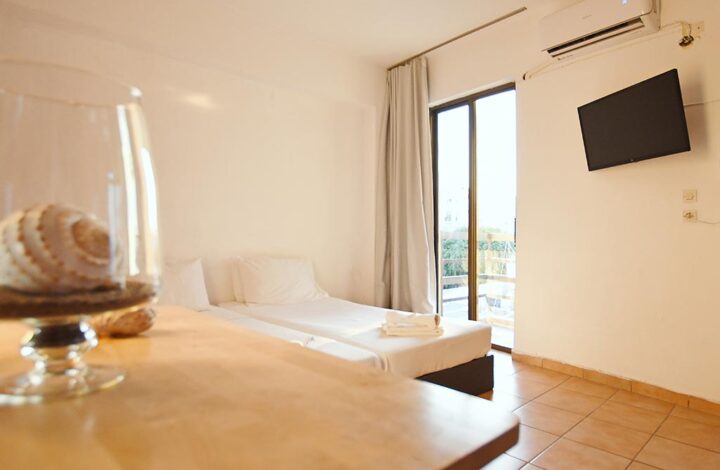 Economy Triple Room