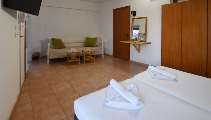 Economy Triple Room Marnin City Hotel Rhodes